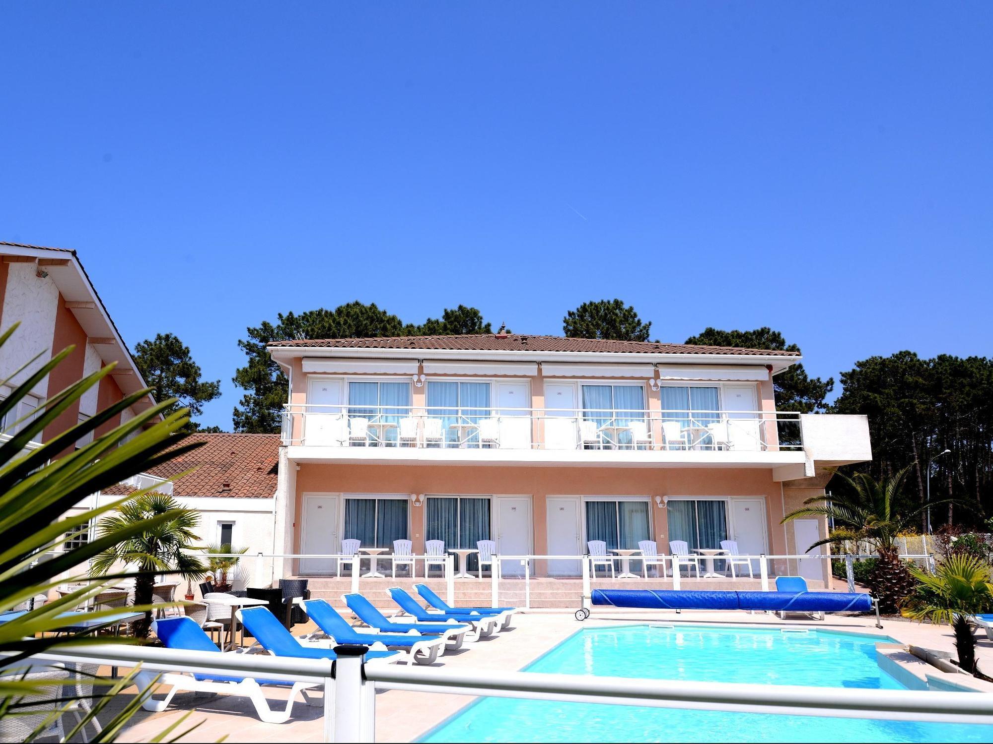 Hotel Restaurant La Forestiere Biscarrosse-Plage Exterior photo