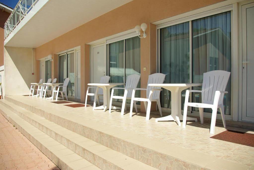 Hotel Restaurant La Forestiere Biscarrosse-Plage Exterior photo